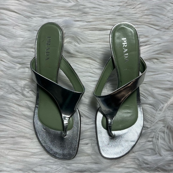 PRADA metallic heels - Picture 1 of 10